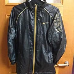 NIKEジャンパーのサムネイル