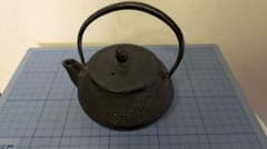 南部鉄器の鉄瓶 茶こし付きのサムネイル
