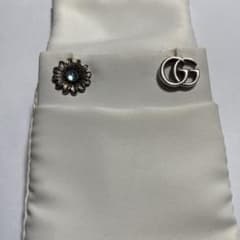 GUCCI フラワーピアス　ダブルG ブルートパーズのサムネイル