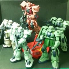 (送料込み)MG ザク５体セットのサムネイル