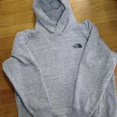 THE NORTH FACE　パーカーのサムネイル