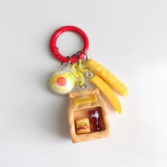 A528】 テイクアウトバーガー じゃらじゃらキーホルダー - メルカリ