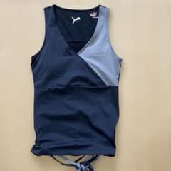 Puma レディース　Mサイズ 黒 　タンクトップ　カップ付きのサムネイル