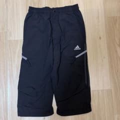 adidas ブラック ハーフパンツのサムネイル