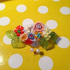 お花畑 バレッタのサムネイル