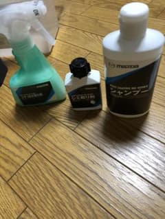 マツダ純正コーティングのメンテナンスキットのサムネイル