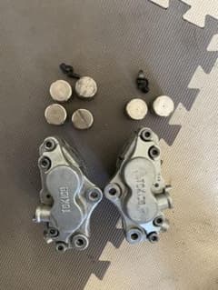 ゼファー400x 4ポットキャリパーのサムネイル
