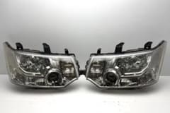 デリカD:5 HID ヘッドライト バラスト付き KOITO 100-87918 - メルカリ