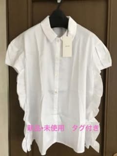 新品タグ付きYOKO CHAN パフスリーブRuffle Shirt 40 - メルカリ