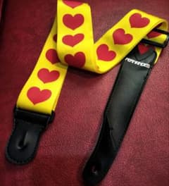 FERNANDES hide ギターストラップ イエローハート - メルカリ