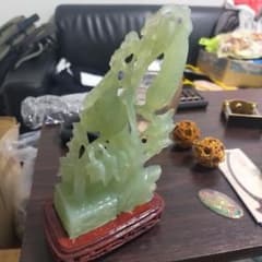 【1974年 洛陽】岫玉（シュウヨク）彫刻 果物置物 中国伝統工芸品 1974年 洛陽】岫玉（シュウヨク）彫刻 果物置物 中国伝統工芸品 - メルカリ