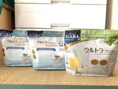 カーブス スーパープロテイン PREMIUM + - メルカリ