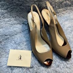 【美品】Akira Osaki Elegance パンプスのサムネイル