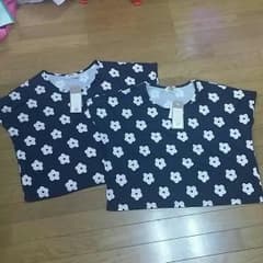 新品未使用タグ付き☆双子コーデに☆デイジー柄Tシャツセット☆のサムネイル