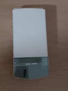 docomo NEC N-01Gのサムネイル