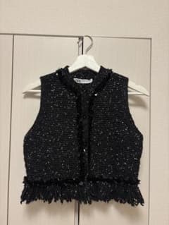 【完売品】ZARA ネイビー ツイード ベスト S キラキラ　スパンコール ZARA ニットベスト スパンコール フリンジ ブラック S - メルカリ