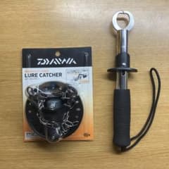 そ*ー様 DAIWA ルアーキャッチャー＆魚掴み 値下げ可能のサムネイル