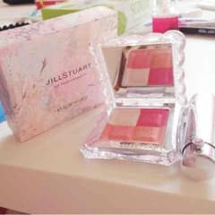 ジルスチュアートチーク☆限定色102のサムネイル