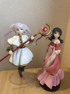 葬送のフリーレン 薬屋のひとりごと フィギュア 2体 セット - メルカリ