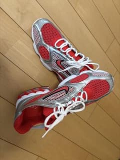 新品　Nike Air Zoom Spiridon Cage 2のサムネイル