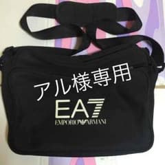 中古！EMPORIO ARMANI  EA7ショルダーバックのサムネイル