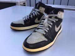 AIR JORDAN 1 RETRO HIGH BLACK/SHADOWのサムネイル