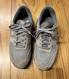 New Balance スニーカー