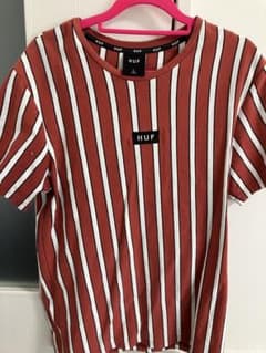 HUFハフ　Ｔシャツのサムネイル