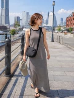 （専用）UNIQLO リブブラワンピースMサイズのサムネイル