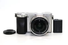 SONY α6000 Power Zoom Lens Kit