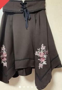 axesfemmeの薔薇刺繍ハイウエストイレヘムスカートのサムネイル