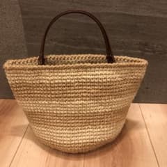 【お値下中!!】麻紐バッグ　ハンドメイドのサムネイル