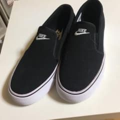 NIKE スリッポン スニーカーのサムネイル