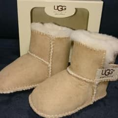 ユウコ様専用     UGG ベビーブーツのサムネイル