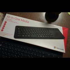 [値下げ]無線防水キーボード　トラックパッド付き　Microsoftのサムネイル