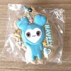 TWICE LOVELY NAVELY キーホルダーのサムネイル