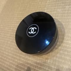 CHANEL WHITE ESSENTIEL ルースパウダー 10gのサムネイル