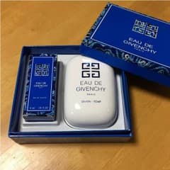 ジバンシー 香水とソープのセットのサムネイル