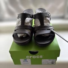 新品ダグ付きcrocs クロックス　サイプラスW8 24cmブラウン専用箱発送 新品ダグ付きcrocs クロックス サイプラスW8 24cmブラウン専用箱発送