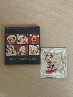 【かずま様　リクエスト】ディズニーストア　キーチェーン　ミッキーのサムネイル