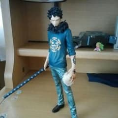 ワンピースフィギュアのサムネイル