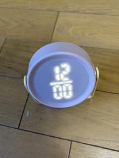 デジタル表示時計 ピンクのサムネイル