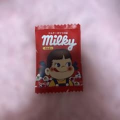 Milky ミルキー ペコちゃん ポーチのサムネイル