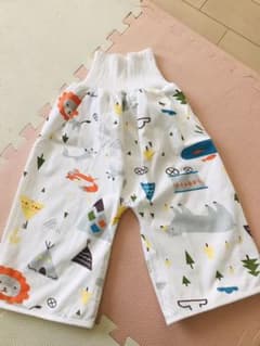 おねしょズボンのサムネイル