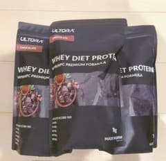 ULTORA ウルトラ プロテイン チョコレート 1kg×3のサムネイル