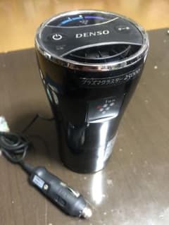週末のみ値下げ！！車載空気清浄機　プラズマクラスターのサムネイル