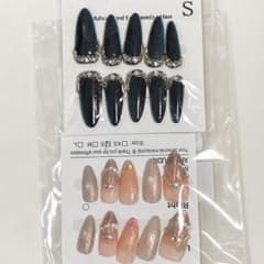 朔☆オーダーネイルチップ22点 メルカリ便発送 ネイルチップ 2種セット まとめ売り Sサイズ - メルカリ