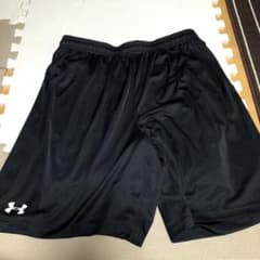 アンダーアーマー　ハーフパンツのサムネイル
