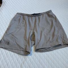 ノースフェイス スワローテイル ショートパンツ Mのサムネイル