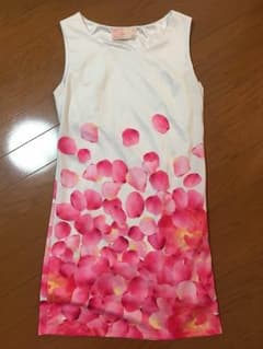 Rady 花びらワンピースのサムネイル